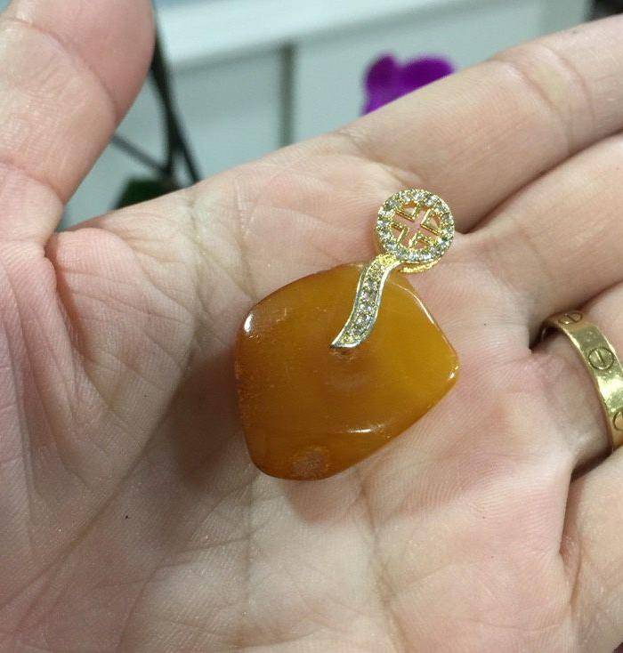 8138欧洲回流原矿老蜜蜡图5