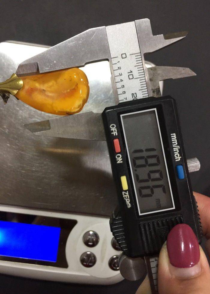 8140欧洲回流老蜜蜡吊坠图10