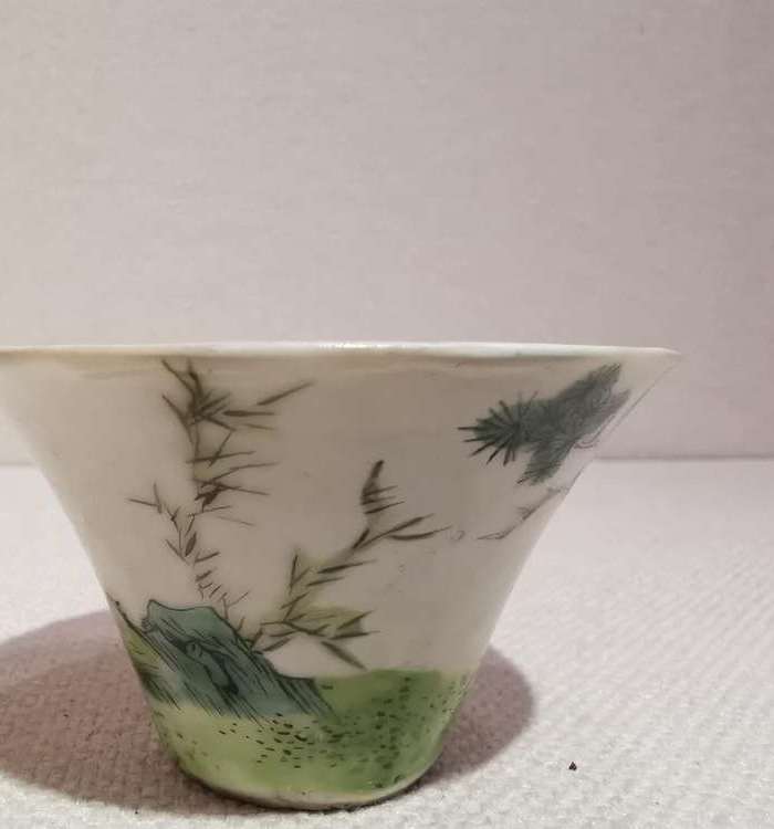 明.素三彩人物酒杯.图3