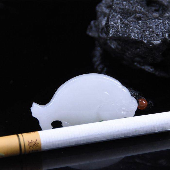 和田玉 俩年有余 细腻小鱼佩图5