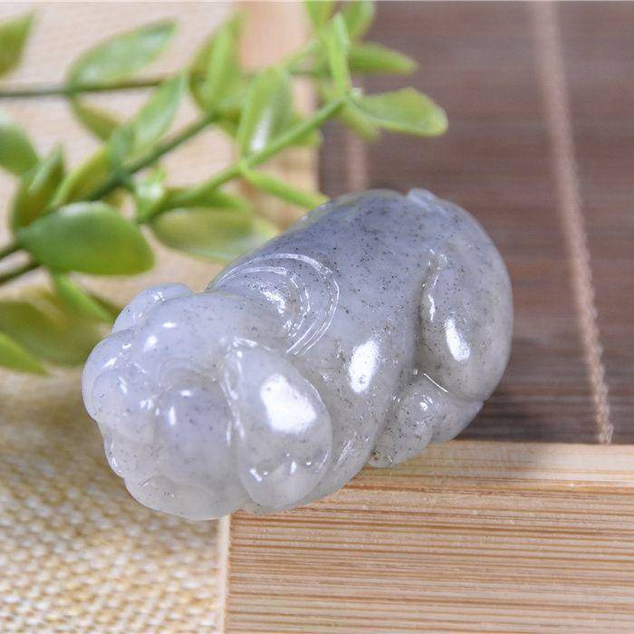 和田玉 青花 招财福猪 萌萌可爱图3