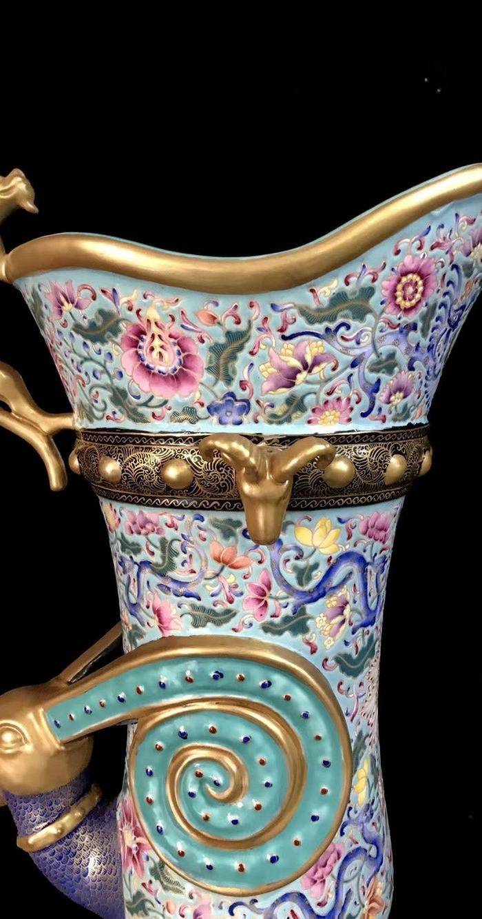 精品本金珐琅彩描金缠枝莲龙凤纹鸡头尊壶一对图3