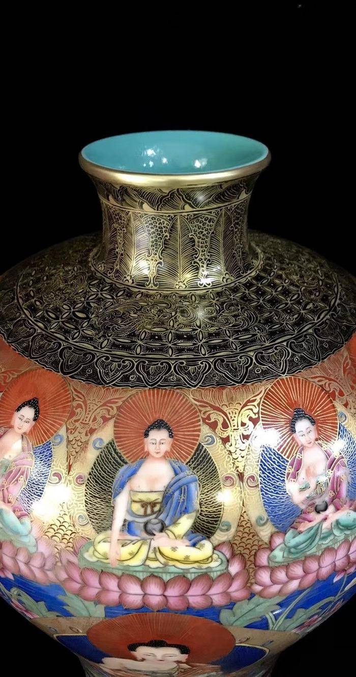 精品本金珐琅彩描金唐卡大梅瓶一对图3