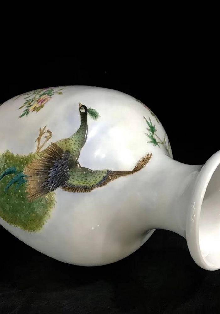 精品本金珐琅彩花鸟纹瓶一对图8