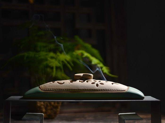 手工创意陶瓷家居中国风香薰炉图2