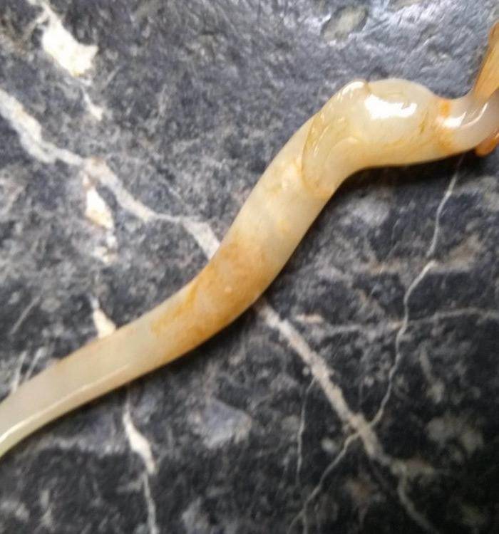 明代白玉龙簪图5
