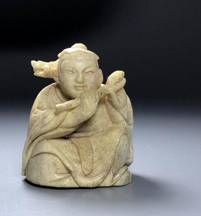 精品 清代老鹿角雕人物小摆件图11