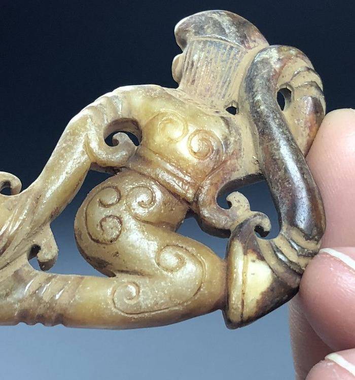 精品 收藏级 汉代玉舞人一件图9