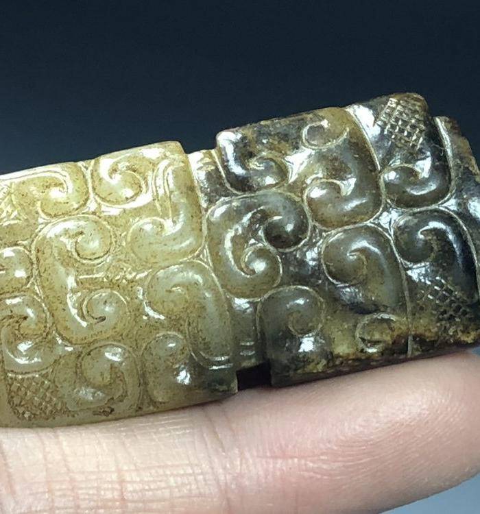 精品 收藏级 卷云纹高古玉勒子一件图12