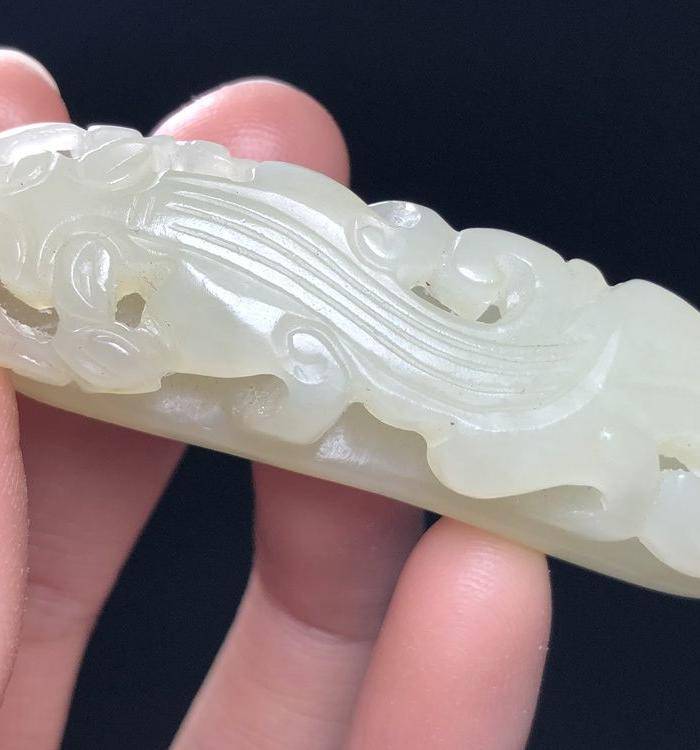 精品 回流 收藏级 和田白玉龙钩一件图9