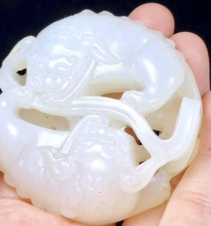 精品 台湾回流 收藏级 清代双狮事事如意玉佩图6