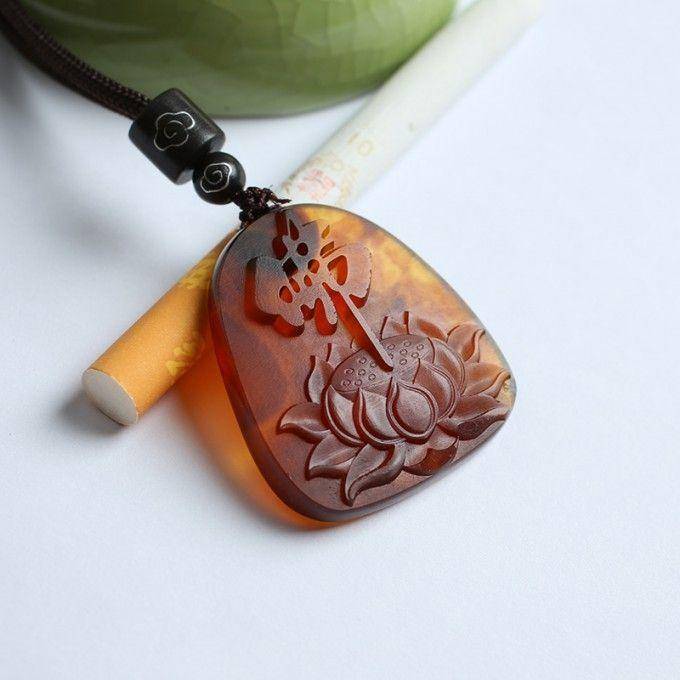 棕红缅甸琥珀佛字莲花吊坠 22KQ08图5