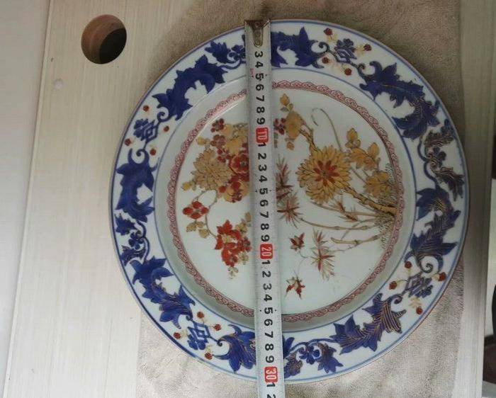 康熙 青花矾红描金花卉大盘图9
