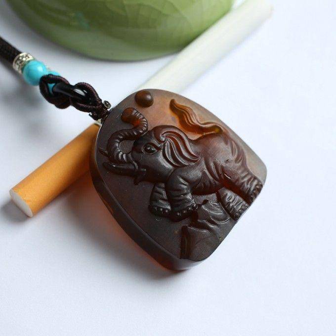 棕红缅甸琥珀大象吊坠 22KQ07图5