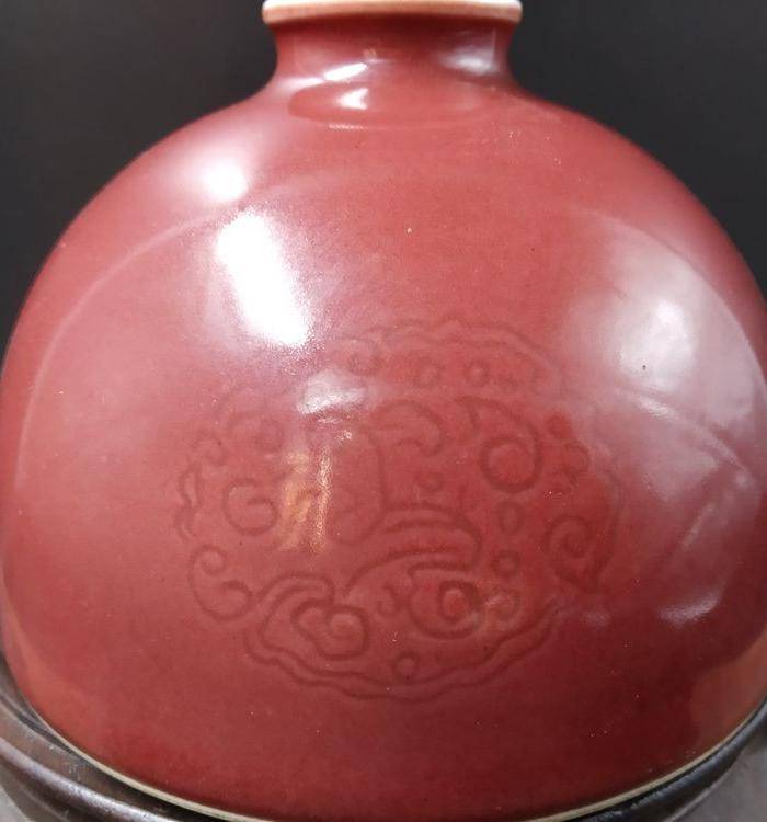 收藏级 团龙纹豇豆红太白尊图2