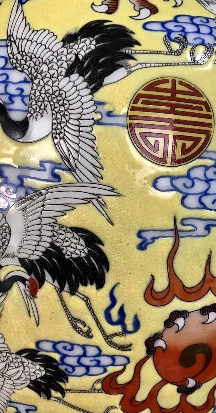 精品本金珐琅彩五龙寿字纹象耳瓶一对图7