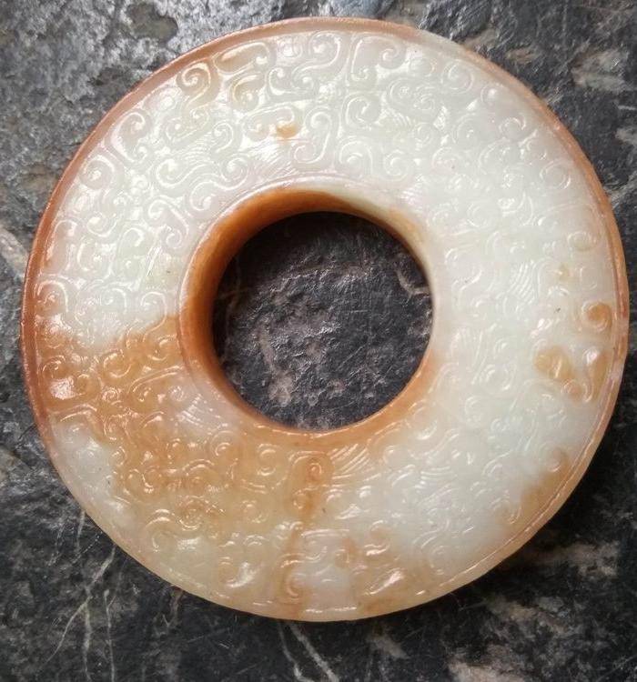 明代卷云纹玉璧图2