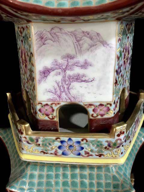 精品本金珐琅彩开窗花卉山水人物纹宝塔一对图8