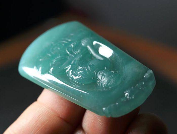 绿水晴底,佛牌图3