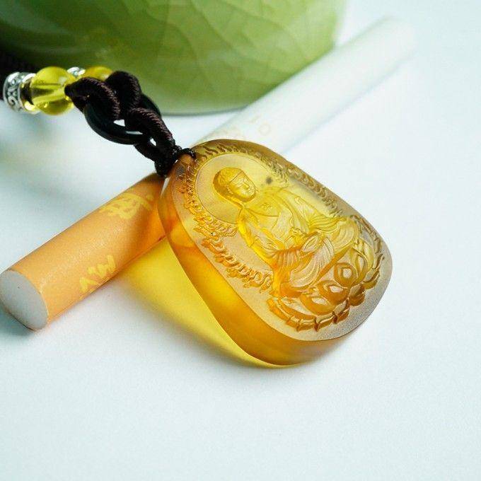 棕红缅甸琥珀大日如来吊坠 31KR07图4
