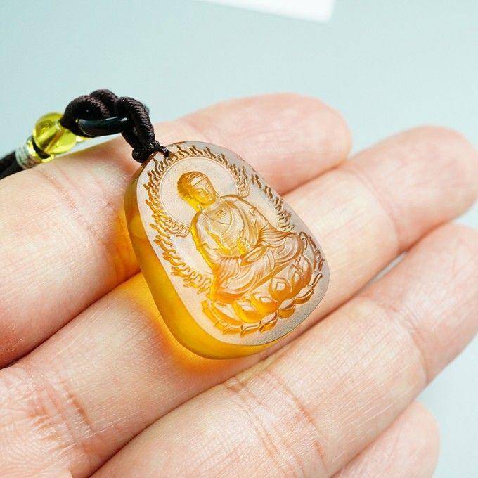 棕红缅甸琥珀大日如来吊坠 31KR07图9