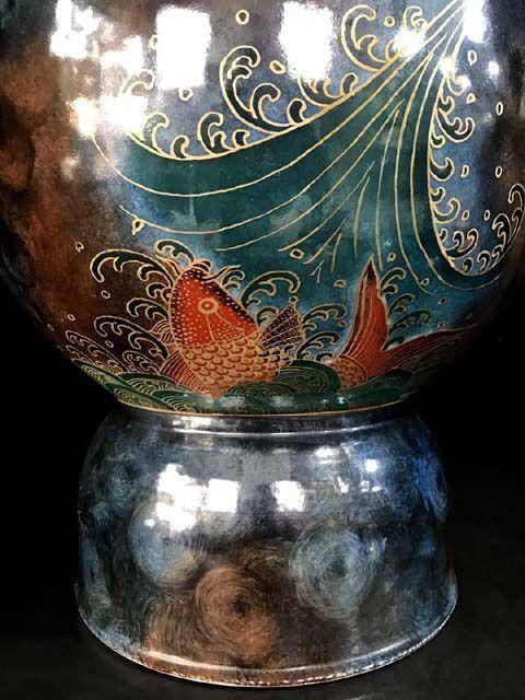 精品本金祭蓝釉矾红描金鱼跃龙门纹双耳瓶一对图6