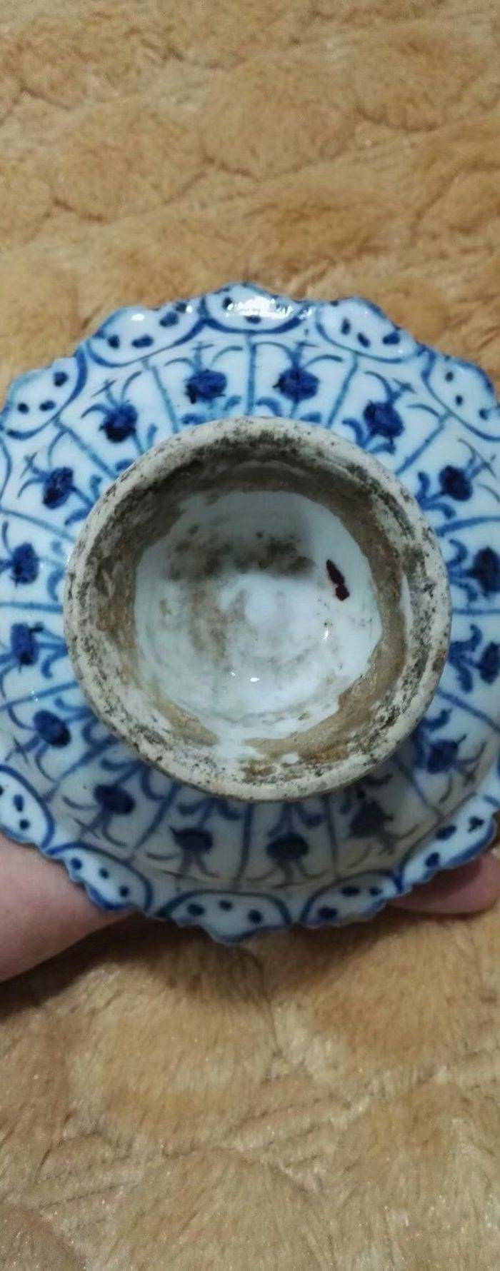 清代 青花满工花卉高足盘图4