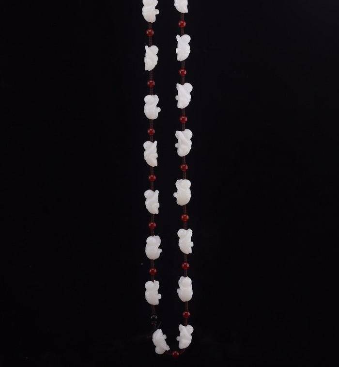 旧藏和田玉项链图6