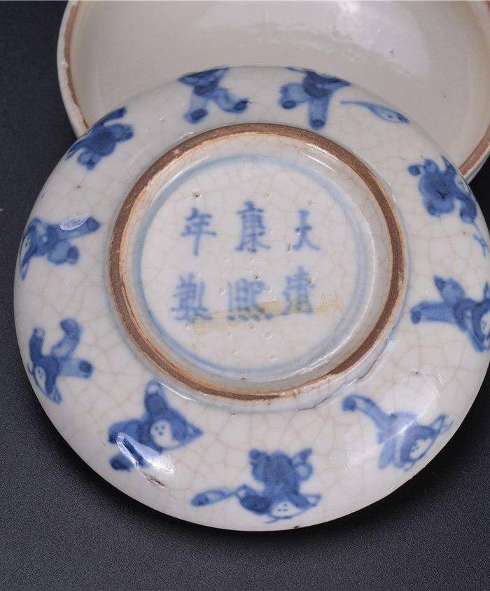 康熙 青花百子图 印泥盒图5