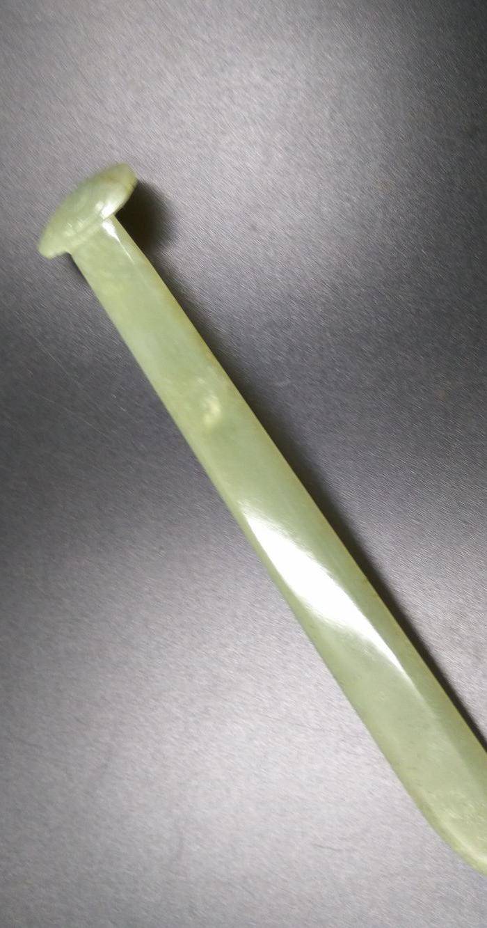 清代 和田玉长寿发簪图5