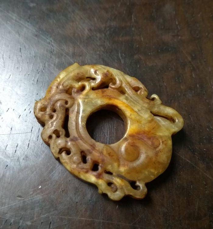 明代龙凤纹饰鸡心佩图4