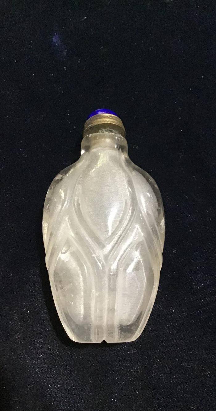 回流水晶鼻烟壶图5