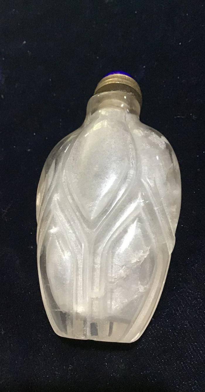 回流水晶鼻烟壶图9