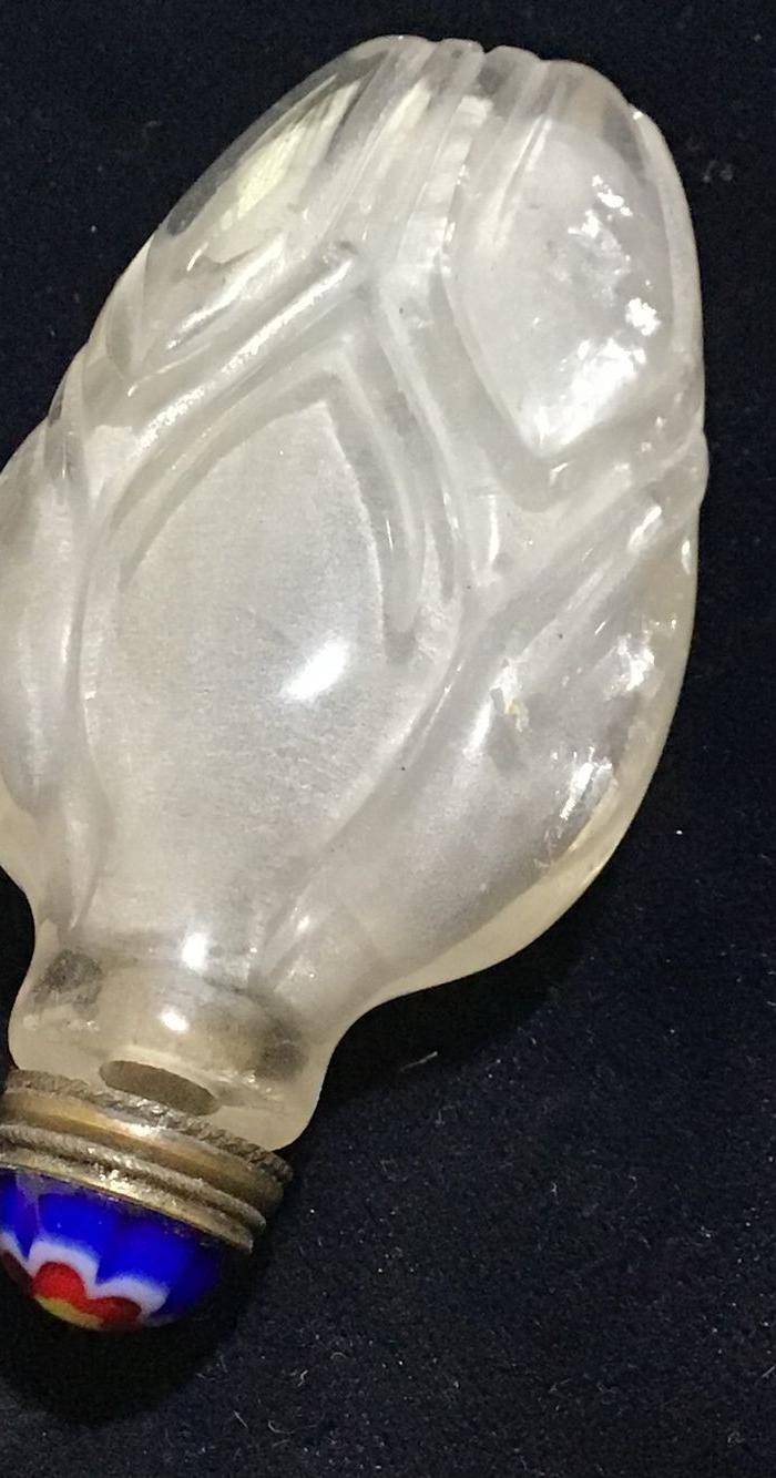 回流水晶鼻烟壶图10