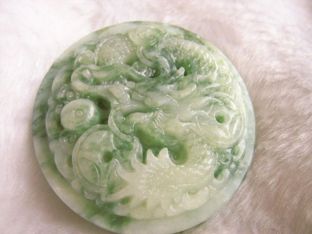 蓝田玉 单龙戏珠带扣!