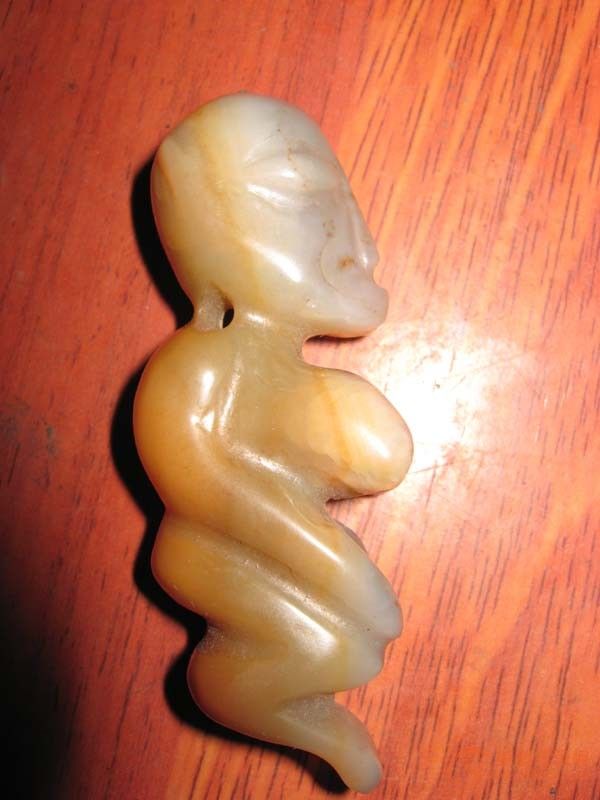 正在搜… 将军扣  战国红鼻烟壶价格  60a货翡翠手镯  清代人物纹瓶