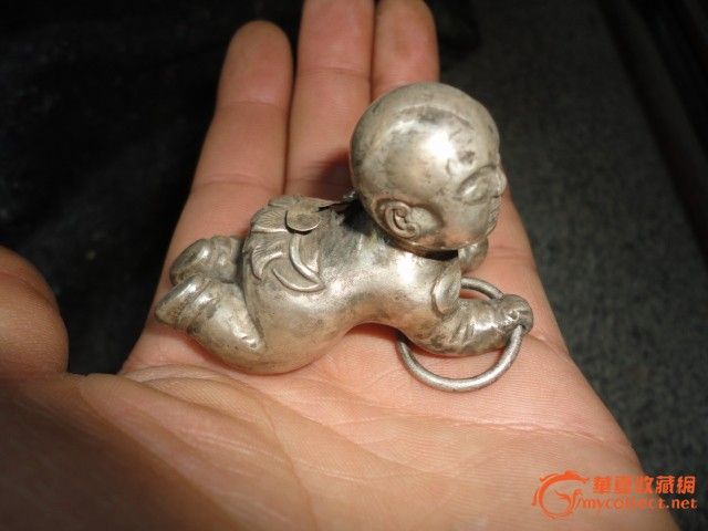 包老一个可爱银娃娃