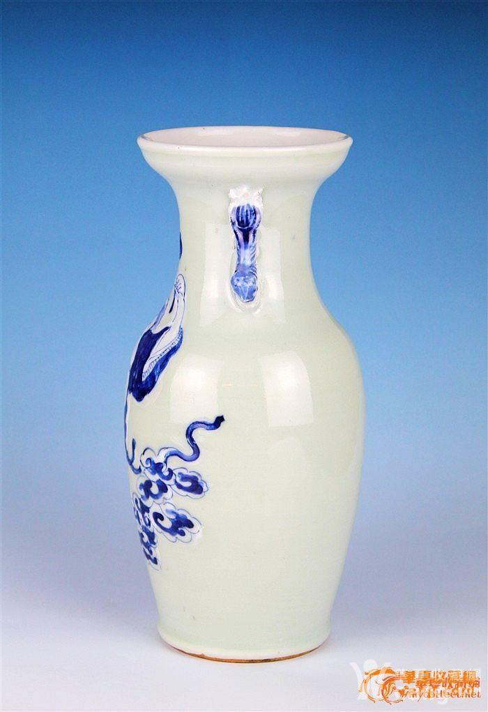 【刘海】清代豆青釉青花堆白刘海戏金蟾狮耳瓶 - 当代 - 瓷器 - 华夏