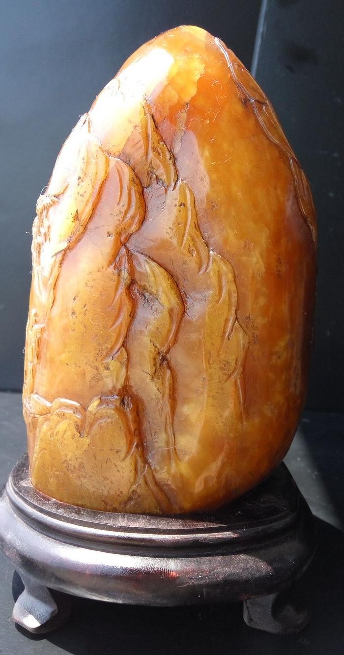 总厂证书 当代著名寿山石雕家六德作田黄石摆件 印3333 属性:田黄石印