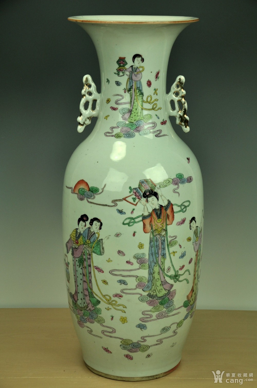 【欧美回流】清末民初江西刘和义粉彩天女散花特大瓶 - 民国 - 瓷器
