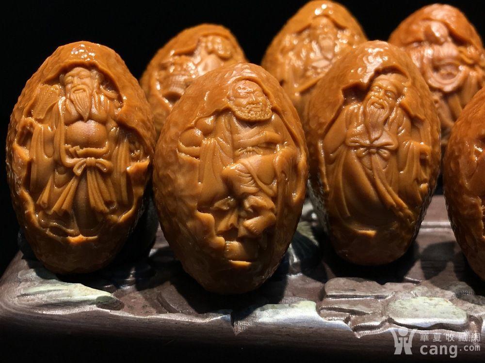 苏工名家曹乐款橄榄核八仙送福手串 - 核雕 - 杂项 - 华夏收藏网