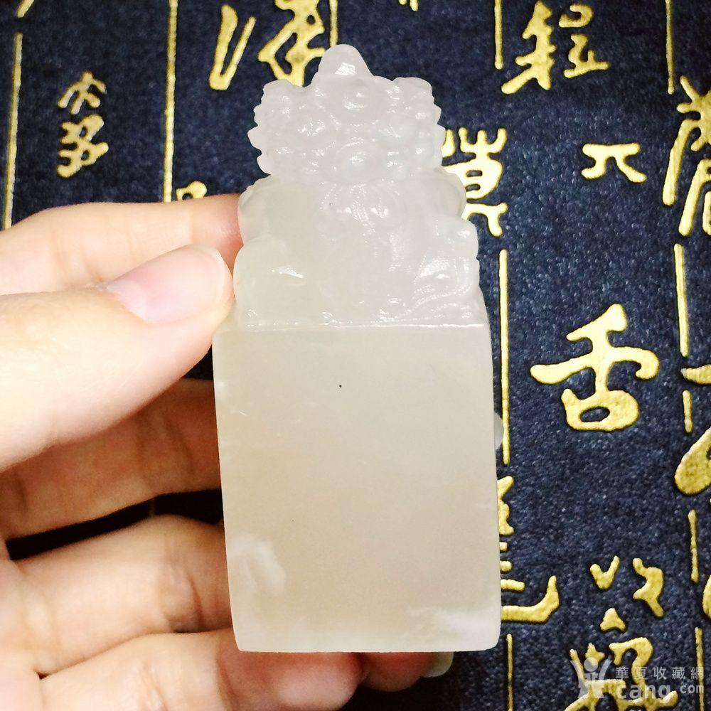 天然青海昆仑荔枝冻白冻玉冻石狮子印章!