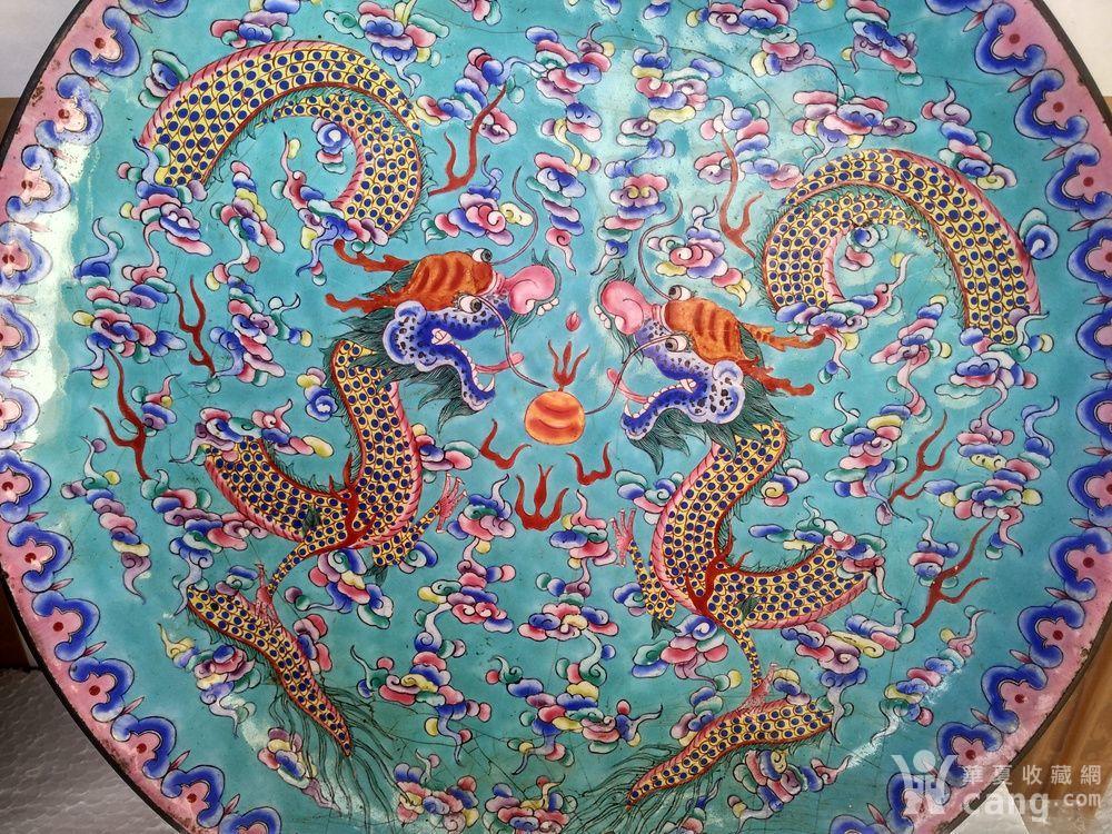 明代官造铜胎双龙戏珠龙纹盘一对