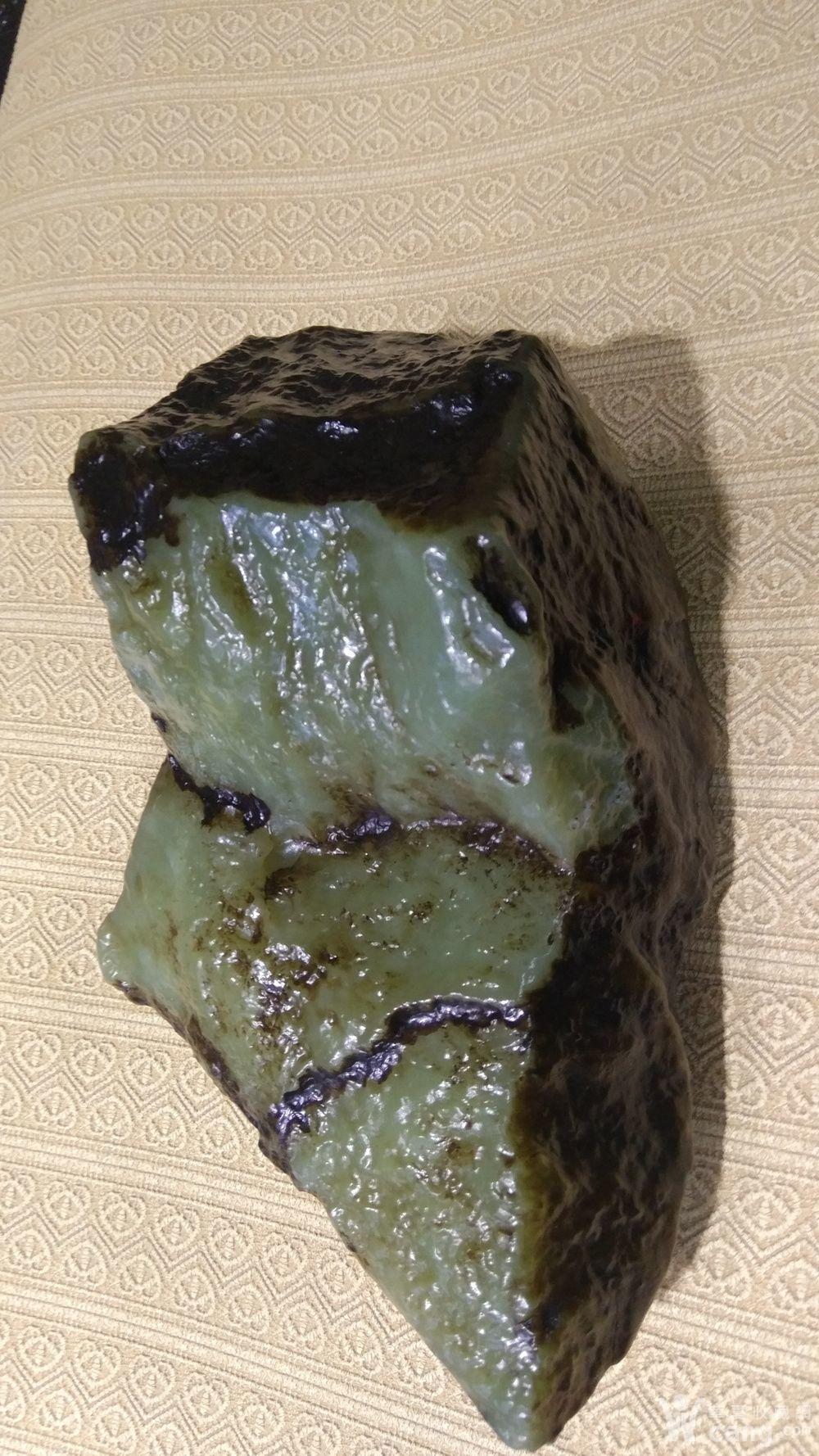 四斤左右.新疆和田黑皮黄口戈壁料 - 和田 - 玉器 - 华夏收藏网