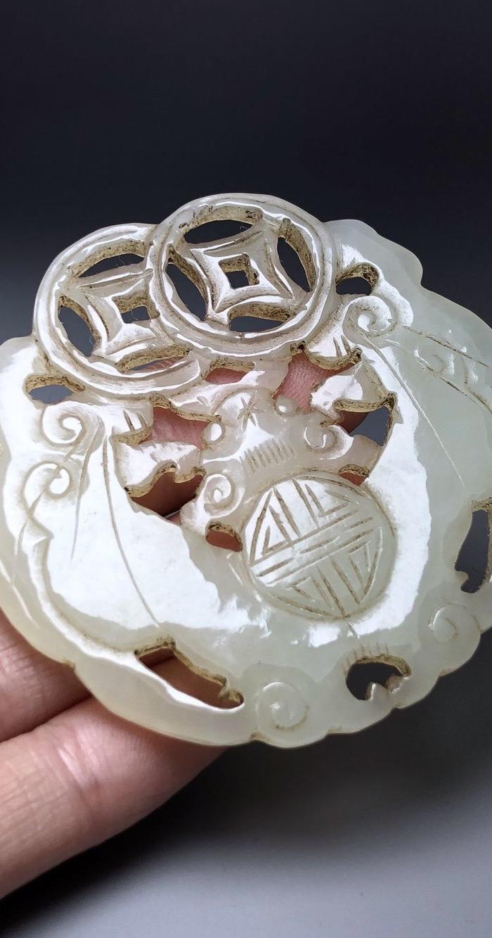 精工 清代老和田玉蝙蝠玉佩