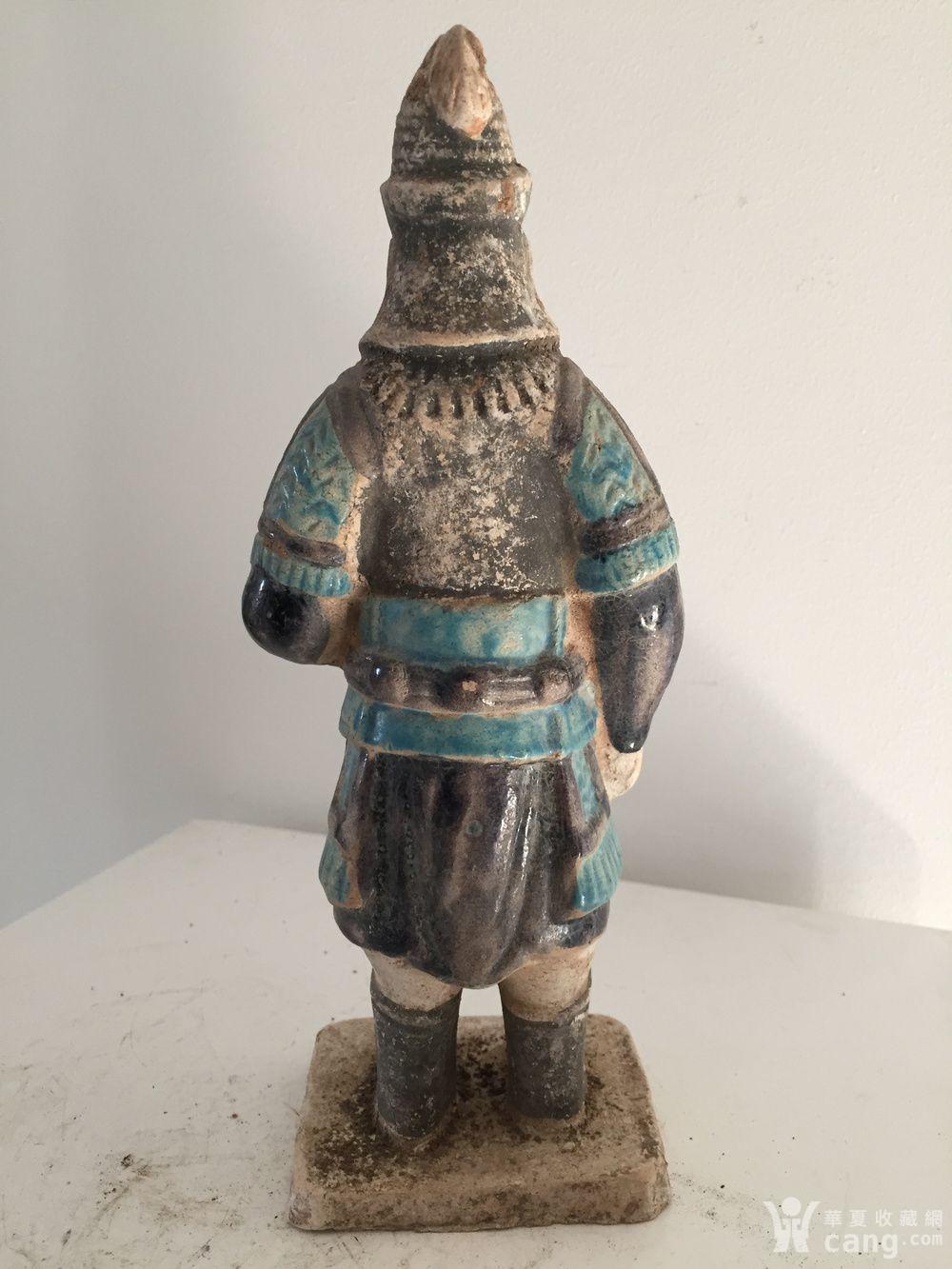 明代三彩武士俑