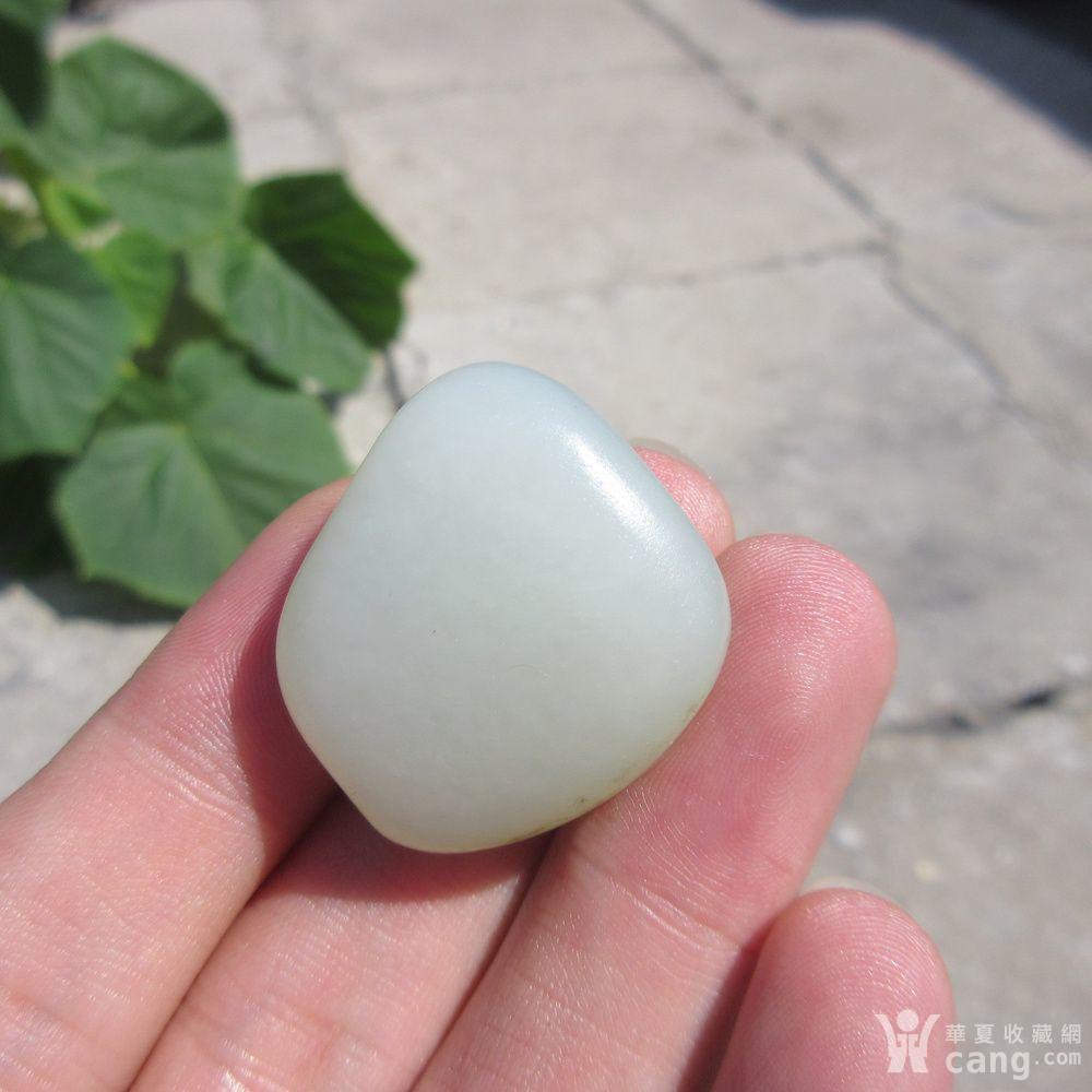 和田玉高脂青白玉籽料15.6g