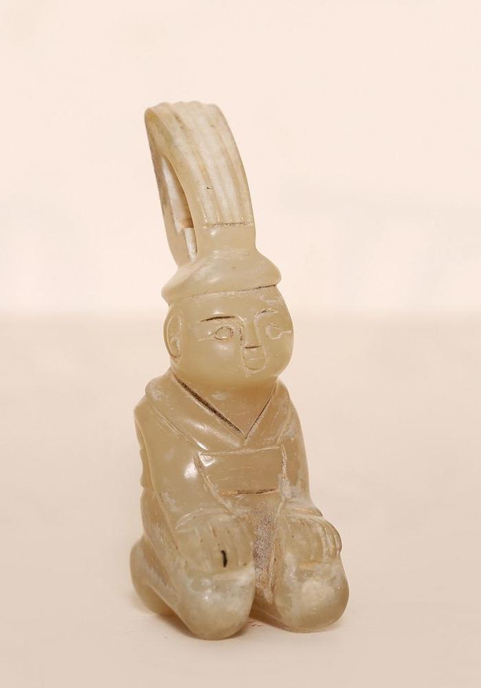 藏海淘 清代和田玉跪人雕像 sa115