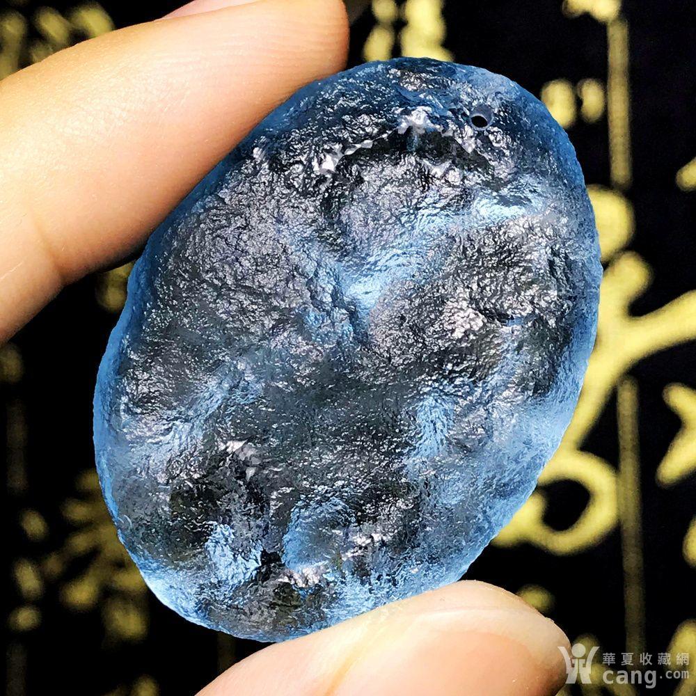 稀有陨石!纯天然俄罗斯蓝陨石精品天空蓝玻璃陨石原石吊坠