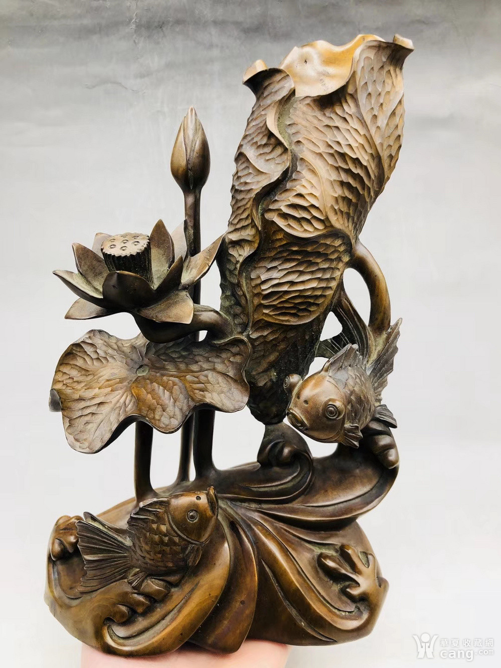 黄杨木精工雕刻连年有余摆件